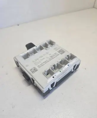 Mercedes-Benz E W214 Central body control module A2069022009