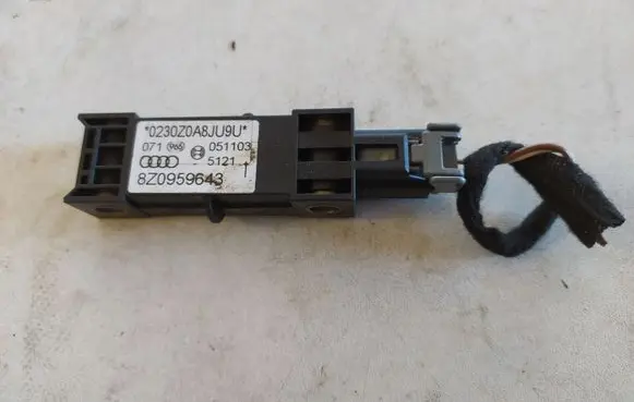 Audi A2 Airbag deployment crash/impact sensor 8Z0959643