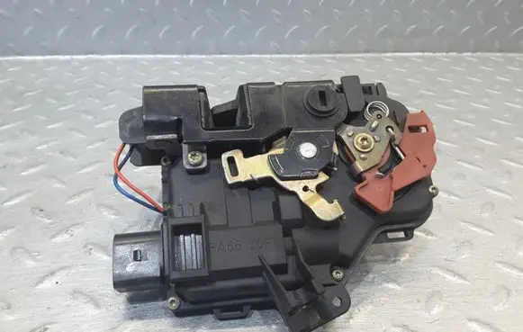 Audi A2 Rear door lock 8Z0839016A
