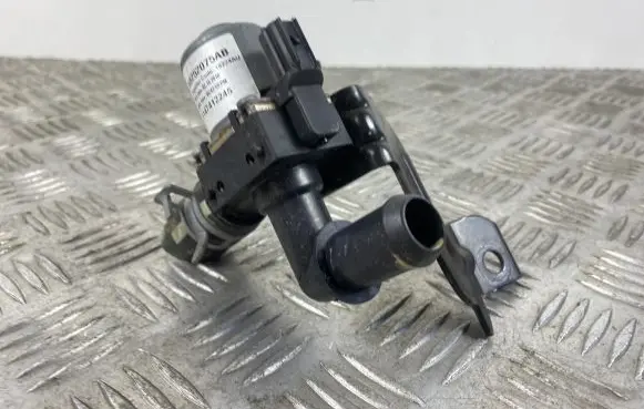 Dodge Durango Electric auxiliary coolant/water pump 68252075AB