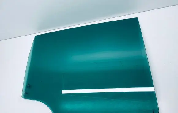 Volkswagen Golf VII Rear door window glass 5G6845026A