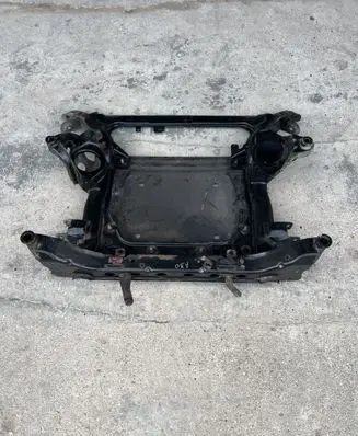 BMW X1 E84 Front subframe 6788966 33913043