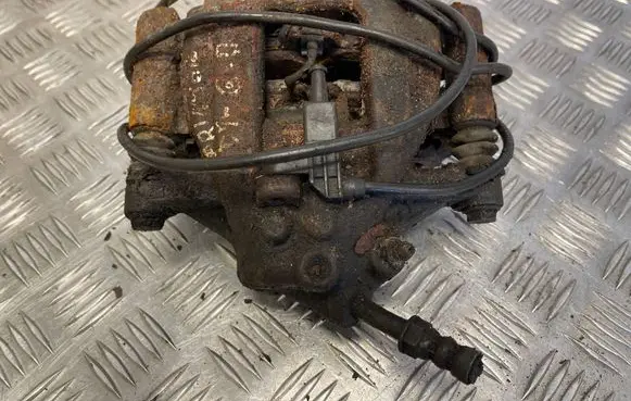 Mercedes-Benz Sprinter W906 Rear brake caliper