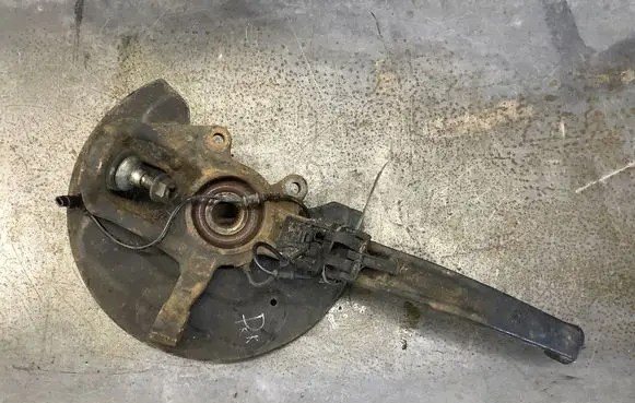 Mercedes-Benz GL X164 Front wheel hub spindle knuckle