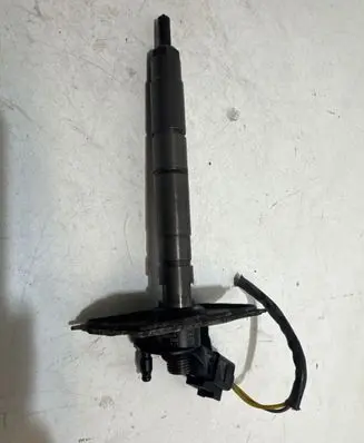 Audi A6 S6 C6 4F Fuel injector 059130277AJ