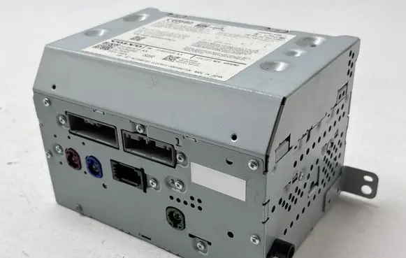 Volvo S90, V90 Radio/CD/DVD/GPS head unit P31667515AA 31667515AA 31483226AA