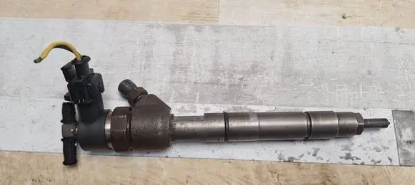 Honda FR-V Fuel injector 0445110296