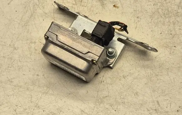 Volvo V50 ESP acceleration yaw rate sensor 3M5T14B296AB 10098501044 W574F11B17