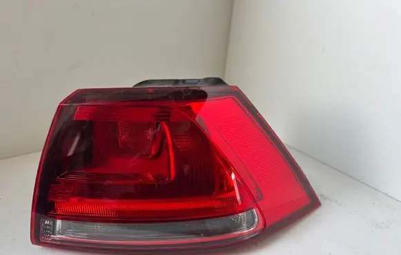 Volkswagen Golf VII Rear/tail lights 5G0945096M 90052050A M90052050A8144