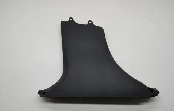 (B) pillar trim (bottom)