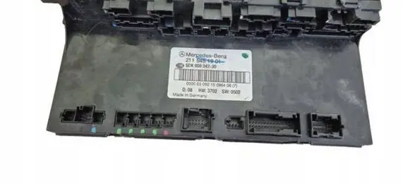 Mercedes-Benz E W211 SAM control unit 2115451901