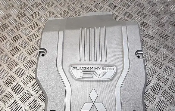Mitsubishi Eclipse Cross Engine cover (trim) 9499d992