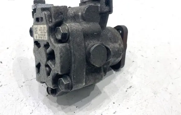 Volkswagen Crafter Power steering pump 2E0422145B