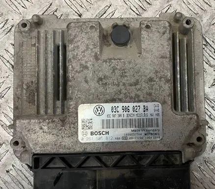 Volkswagen PASSAT B6 Engine control unit/module 03C906027BA 0261S05812 CAV