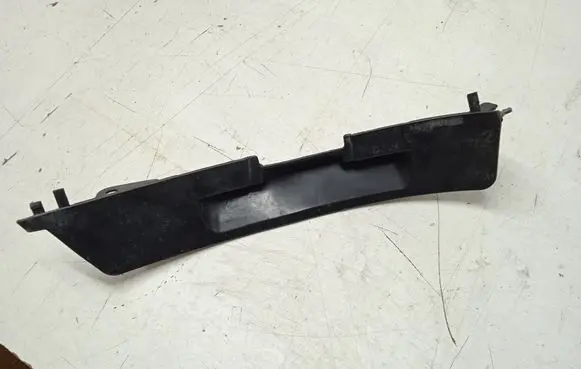 Volkswagen Tiguan Front splash guards bracket 5NA805945
