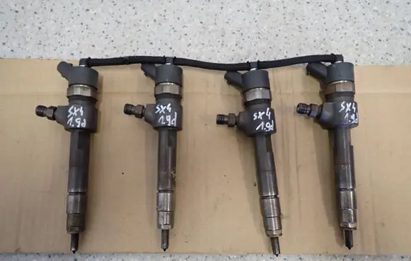 Suzuki SX4 Fuel injector 0445110276