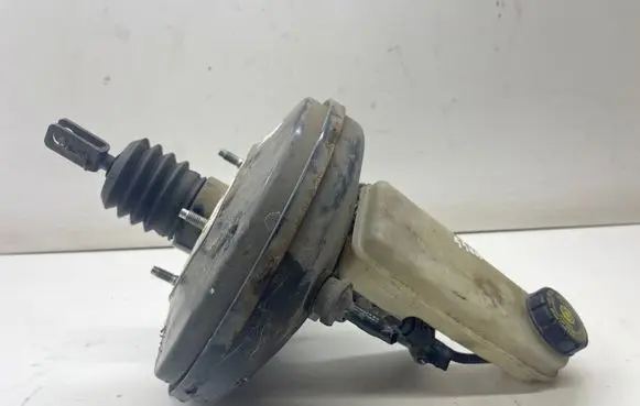Mitsubishi Colt Brake booster