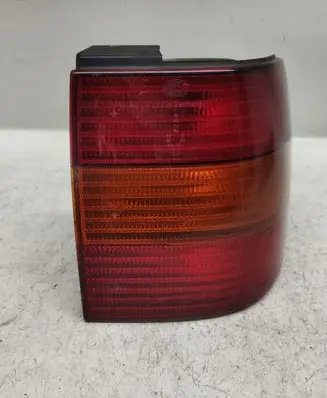 Volkswagen PASSAT B4 Rear/tail lights