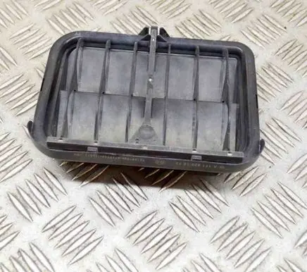 Mercedes-Benz SLK R171 Quarter panel pressure vent A1718201075