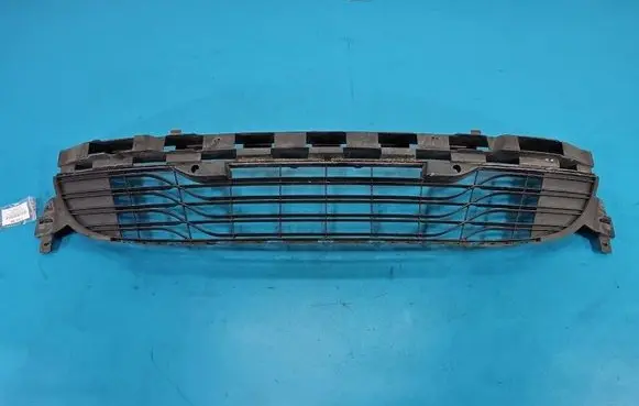 Renault Megane III Front bumper lower grill 622540001R IMPRK1573394