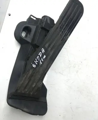 Skoda Superb B6 (3T) Accelerator throttle pedal 6PV01053600 1K2721503T