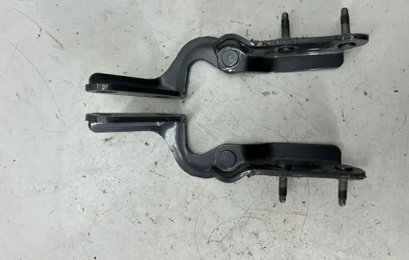 Ford Escape IV Tailgate/trunk/boot hinge LJ6BS42900AB LJ6BS42901AB