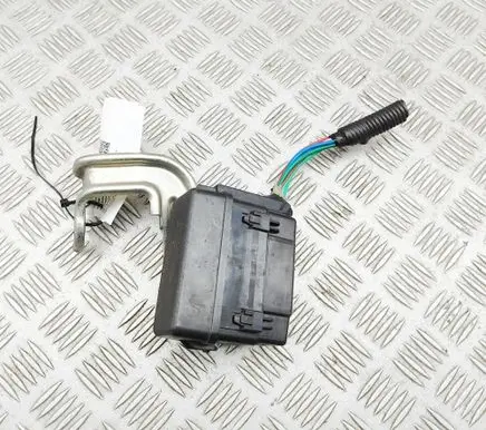 Mitsubishi Outlander Fuse module MR301971 MR301978