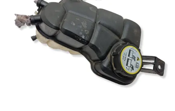 Volvo V70 Coolant expansion tank/reservoir 6G918K218 D2L4A