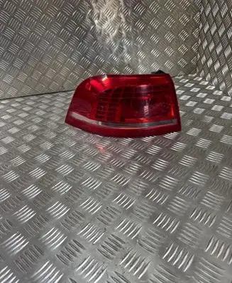 Volkswagen PASSAT B7 Rear/tail lights 2SK01074601 3AF945207B