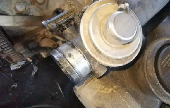 Seat Cordoba (6K) EGR valve 038131501e 145120083
