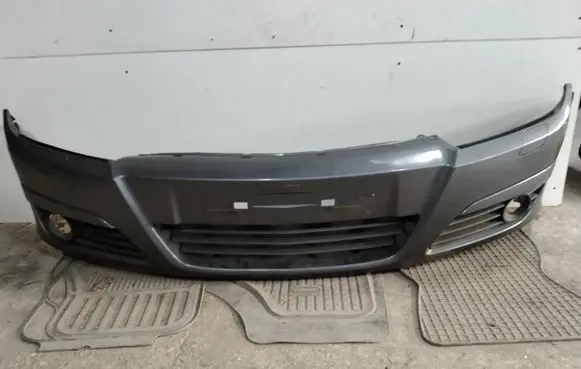 Opel Astra H Front bumper