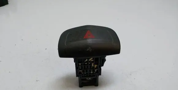 Nissan Primera Hazard light switch