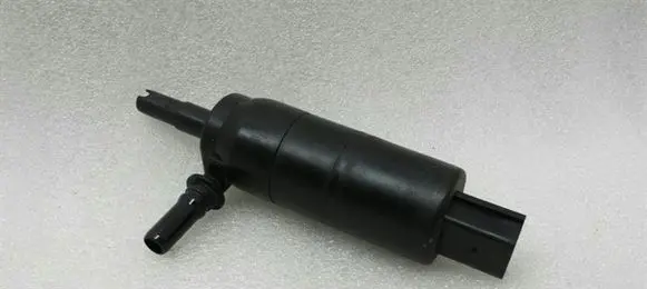 BMW 5 GT F07 Headlight washer pump 7217792