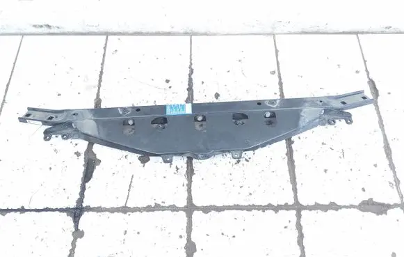 BMW 5 GT F07 Radiator trim 7183851