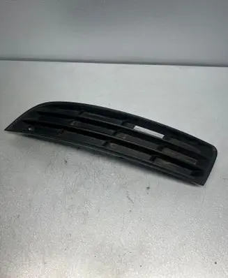 Front bumper lower grill