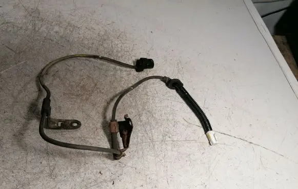 Toyota Corolla Verso AR10 Rear ABS sensor wiring 