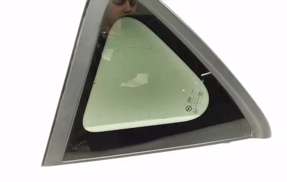 KIA Soul Rear vent window glass 43R000184 E443R000184
