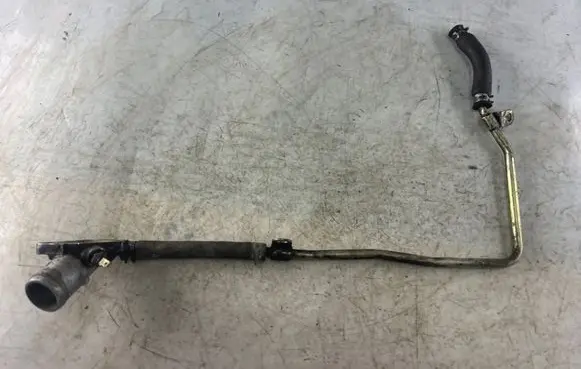 Mitsubishi Pajero Sport I Engine coolant pipe/hose