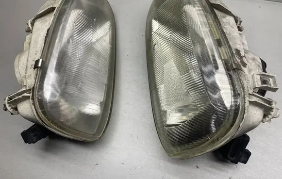 Volkswagen Golf III Headlights/headlamps set 