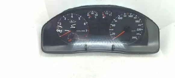 Audi A4 S4 B5 8D Speedometer (instrument cluster) 8D0319033C