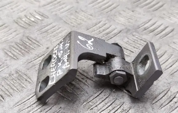 Jeep Cherokee Front door upper hinge 19795C
