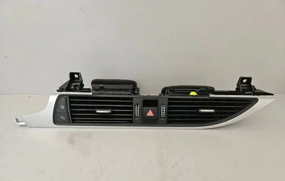 Audi A7 S7 4G Dash center air vent grill 4G1820951