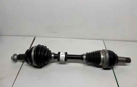 Mercedes-Benz GLA H247 Front driveshaft 