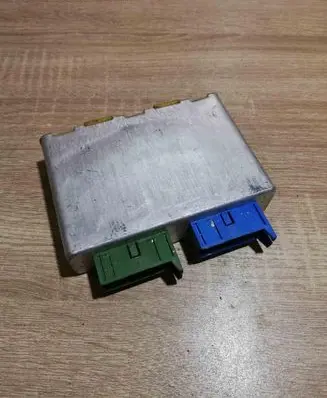 BMW 5 E34 Comfort/convenience module 1384603