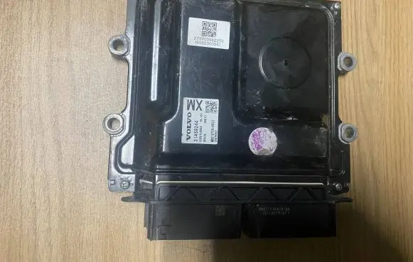 Volvo XC60 Engine control unit/module 31459244 2797009622