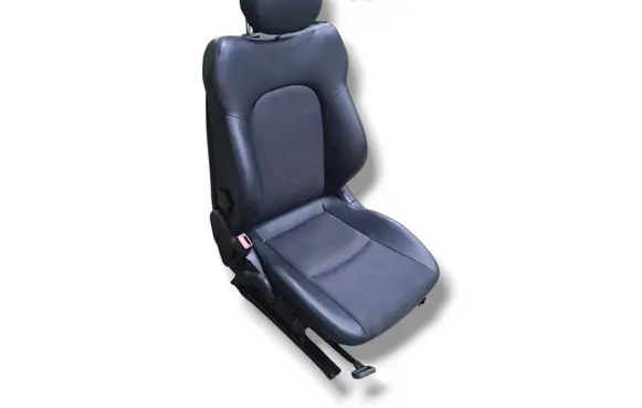 Mercedes-Benz CLC CL203 Front driver seat 