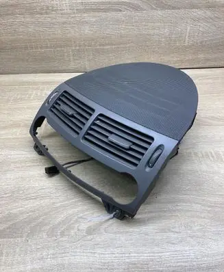 Mercedes-Benz E W211 Dash center air vent grill A2118301854