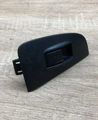 Toyota Avensis T250 Electric window control switch 7423105140
