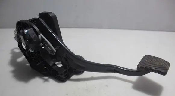 Clutch pedal