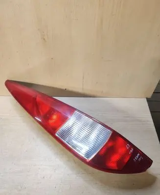 Ford Mondeo Mk III Rear/tail lights 1S7113405C